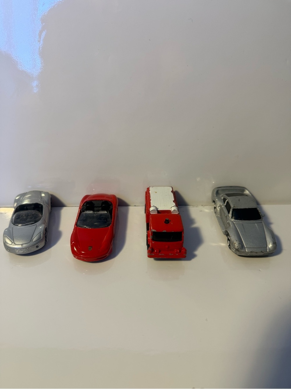 Maisto Collectable Die Cast Vehicles Lot Of 4 Porsche Spyder Fire truck